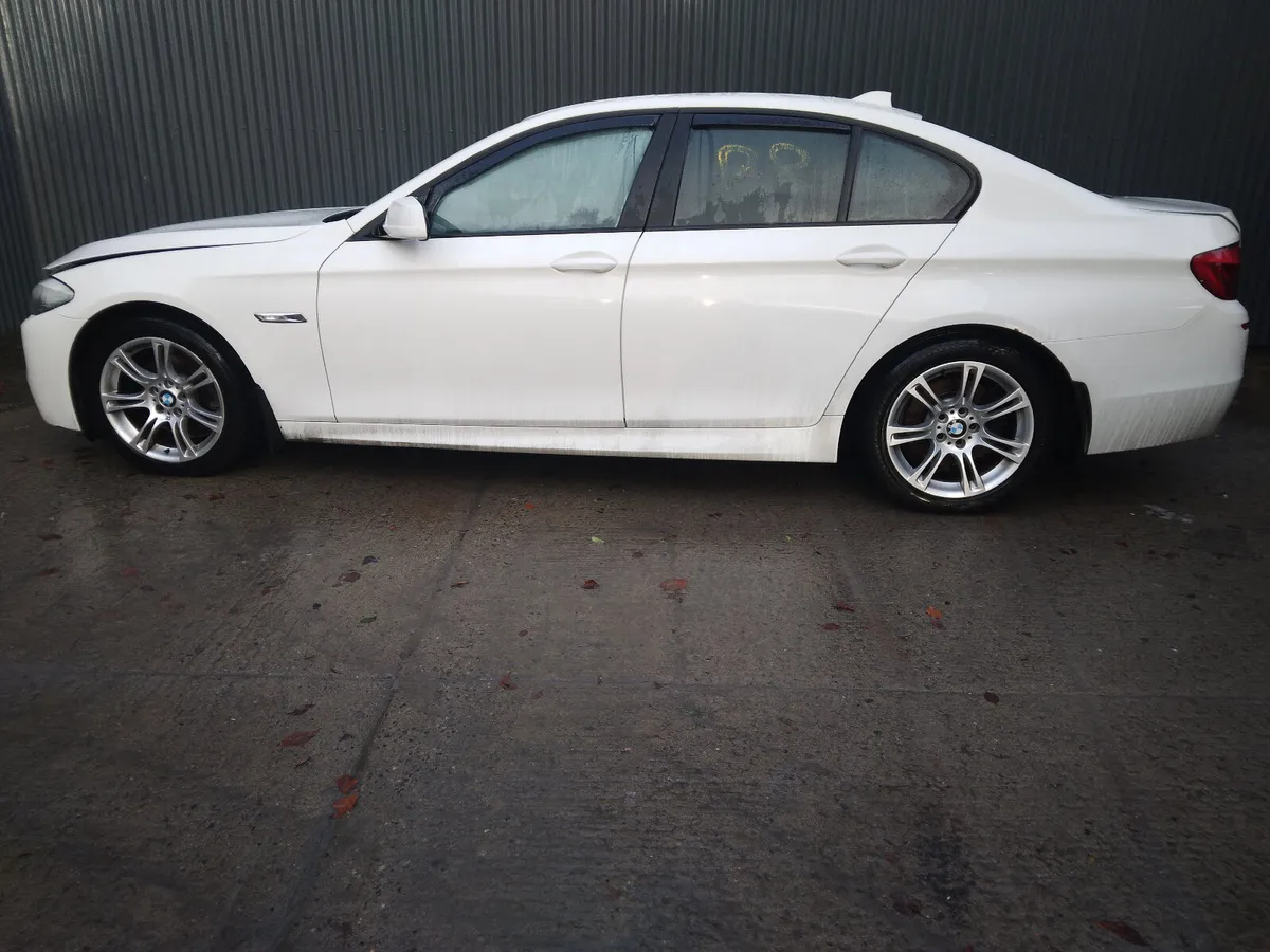 2012 BMW 5 SERIES For Breaking/Dismantling - Image 2