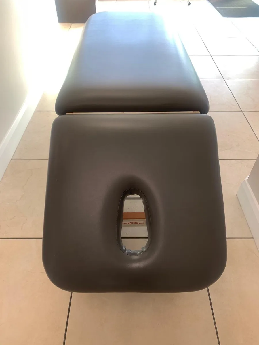 2 Plinth Physio/Doctor Table - Image 3