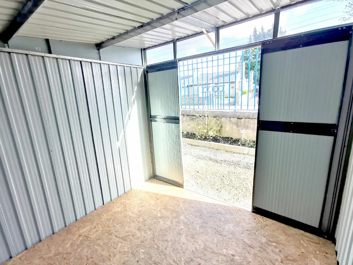7.5ft x 7.5ft Steel Pent Garden Shed - Image 4