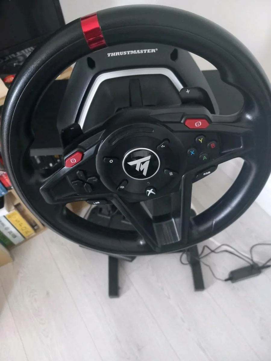 Thrustmaster 128 f1 wheel - Image 1