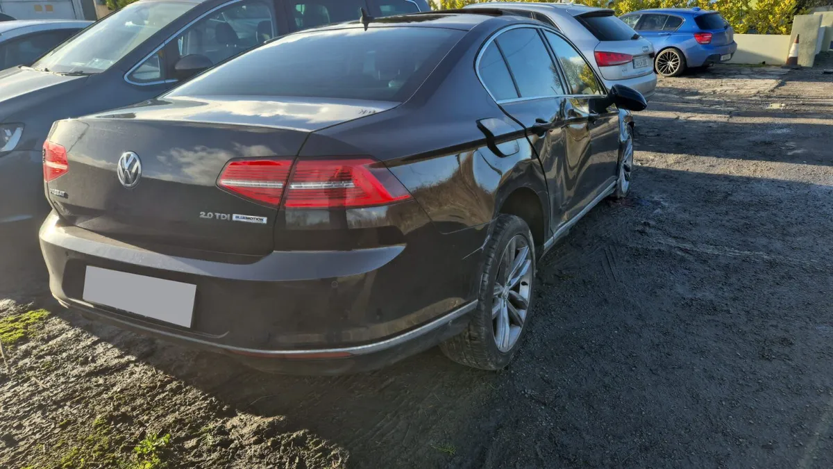 2017 VOLKSWAGEN PASSAT GT 2.0 TDI FOR BREAKING! - Image 1