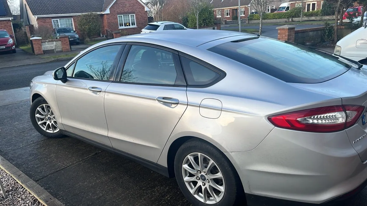 Car - Image 1
