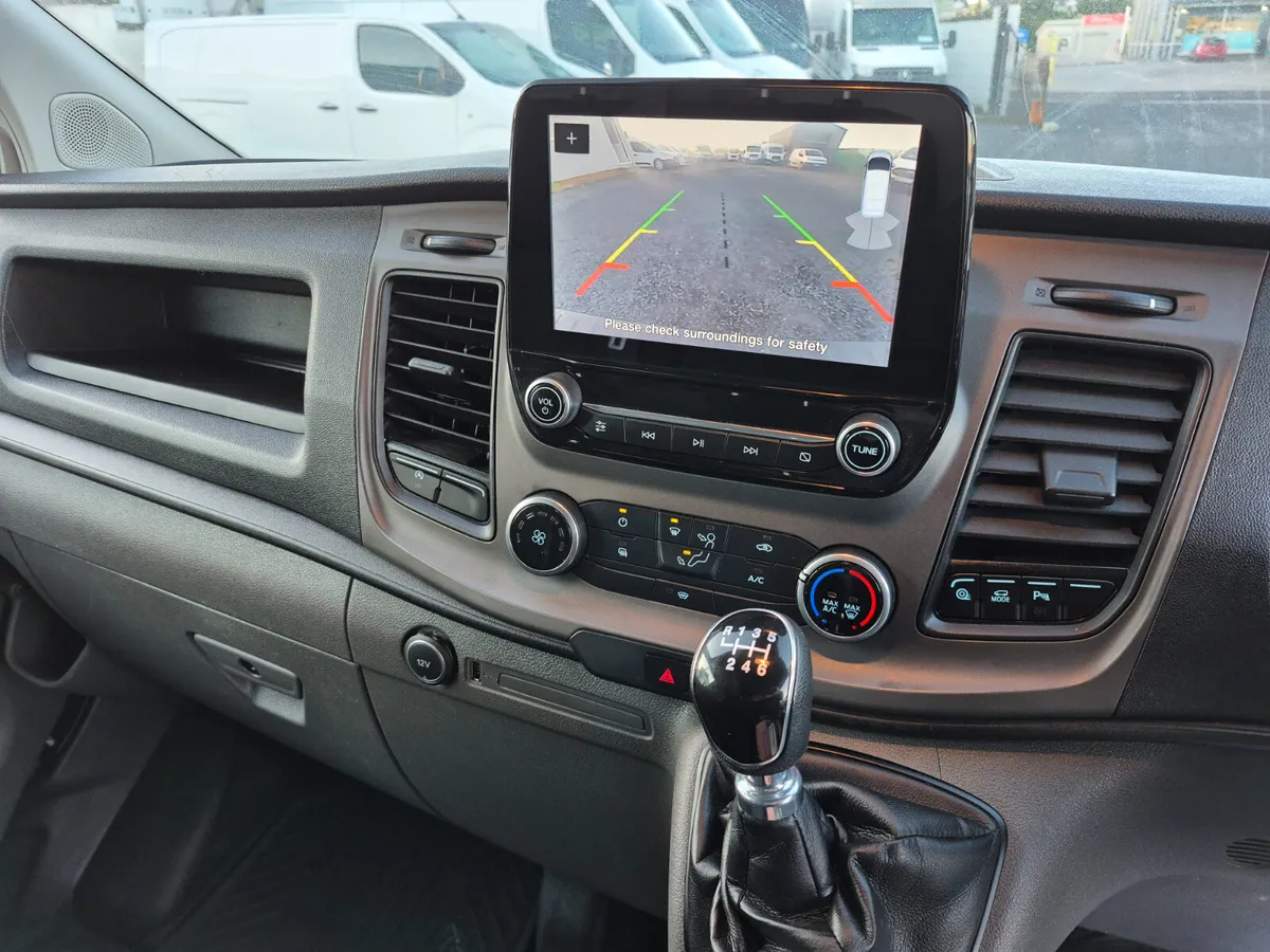FORD TRANSIT CUSTOM TREND 170BHP INCLUDES VAT - Image 3
