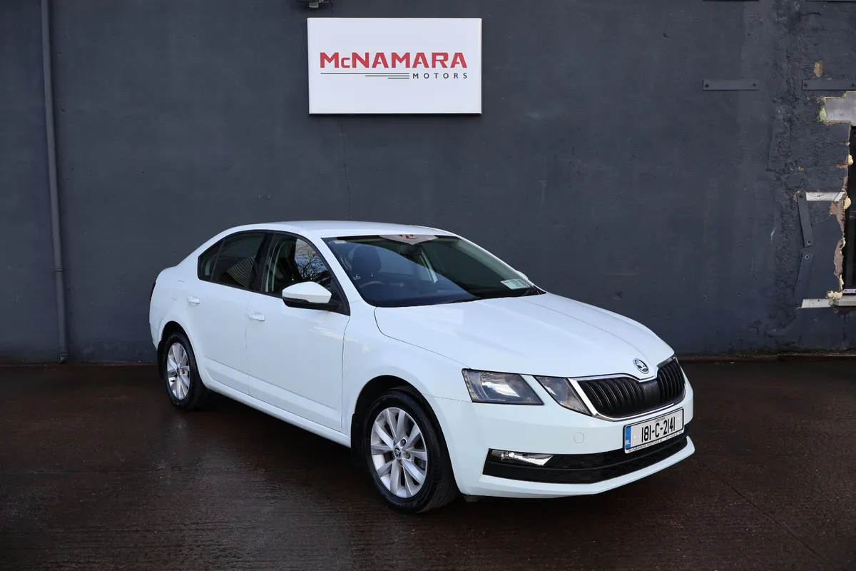 Skoda Octavia Ambition Exceptional Condition! - Image 1