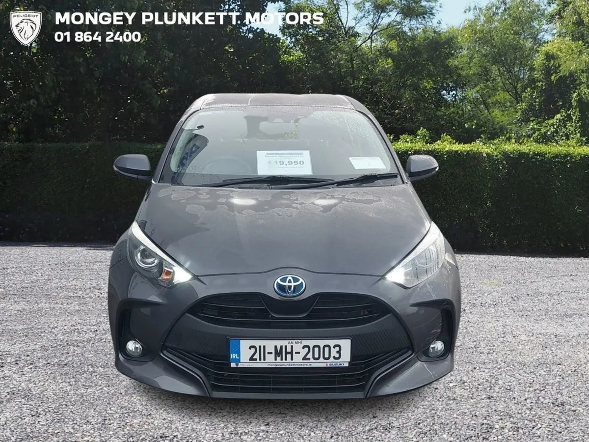 Toyota Yaris 1.5 Hybrid 5Dr Luna - Image 3