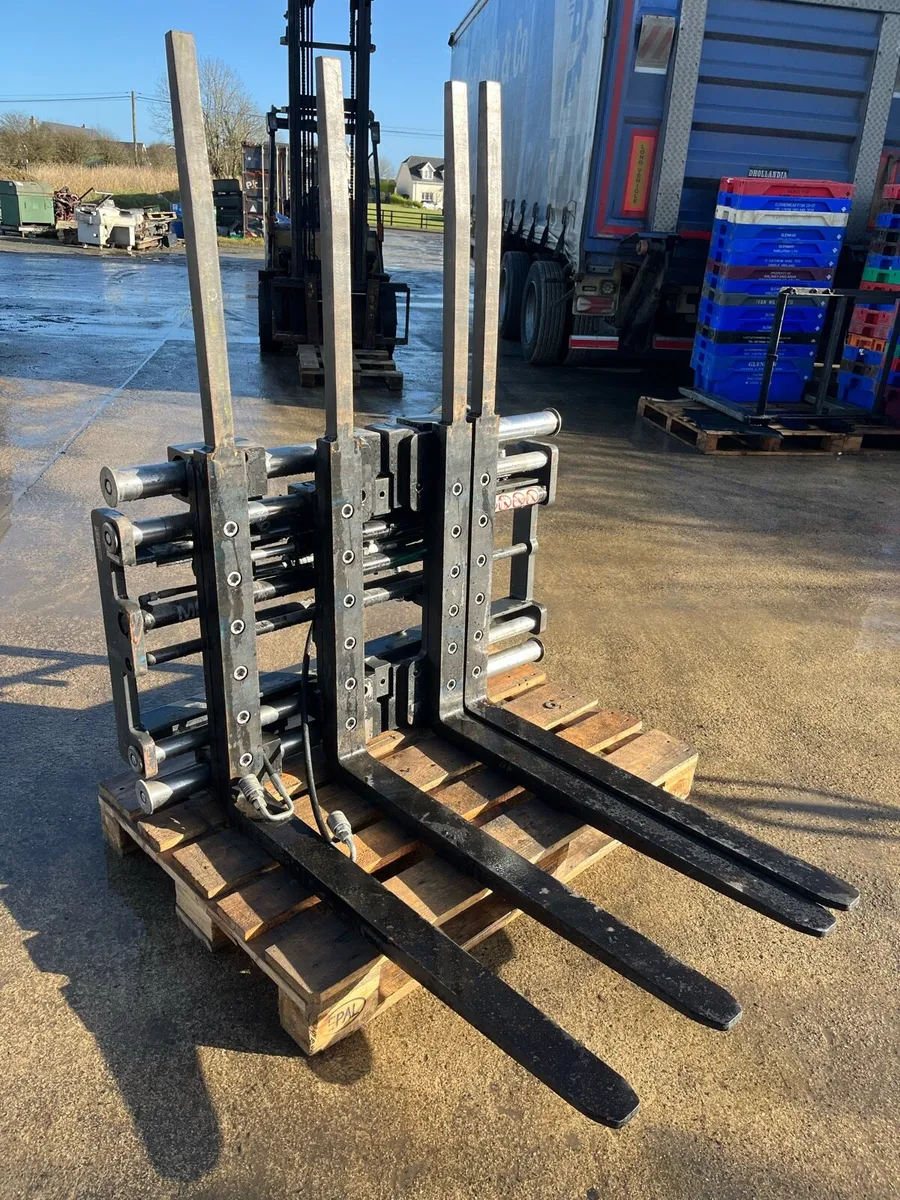 2 x forklift double pallet stackers - Image 1