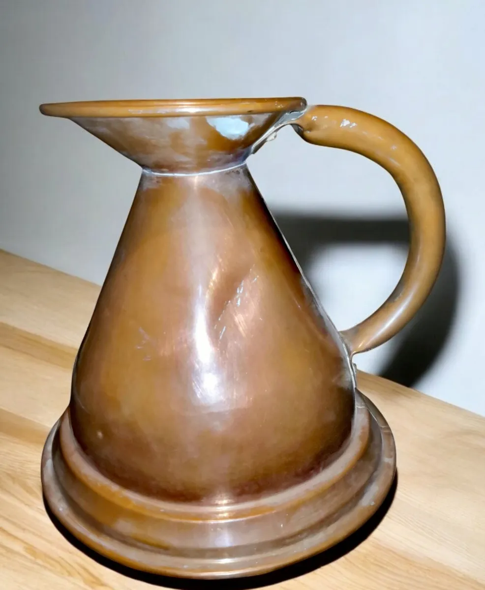 Large copper pitcher - Image 2