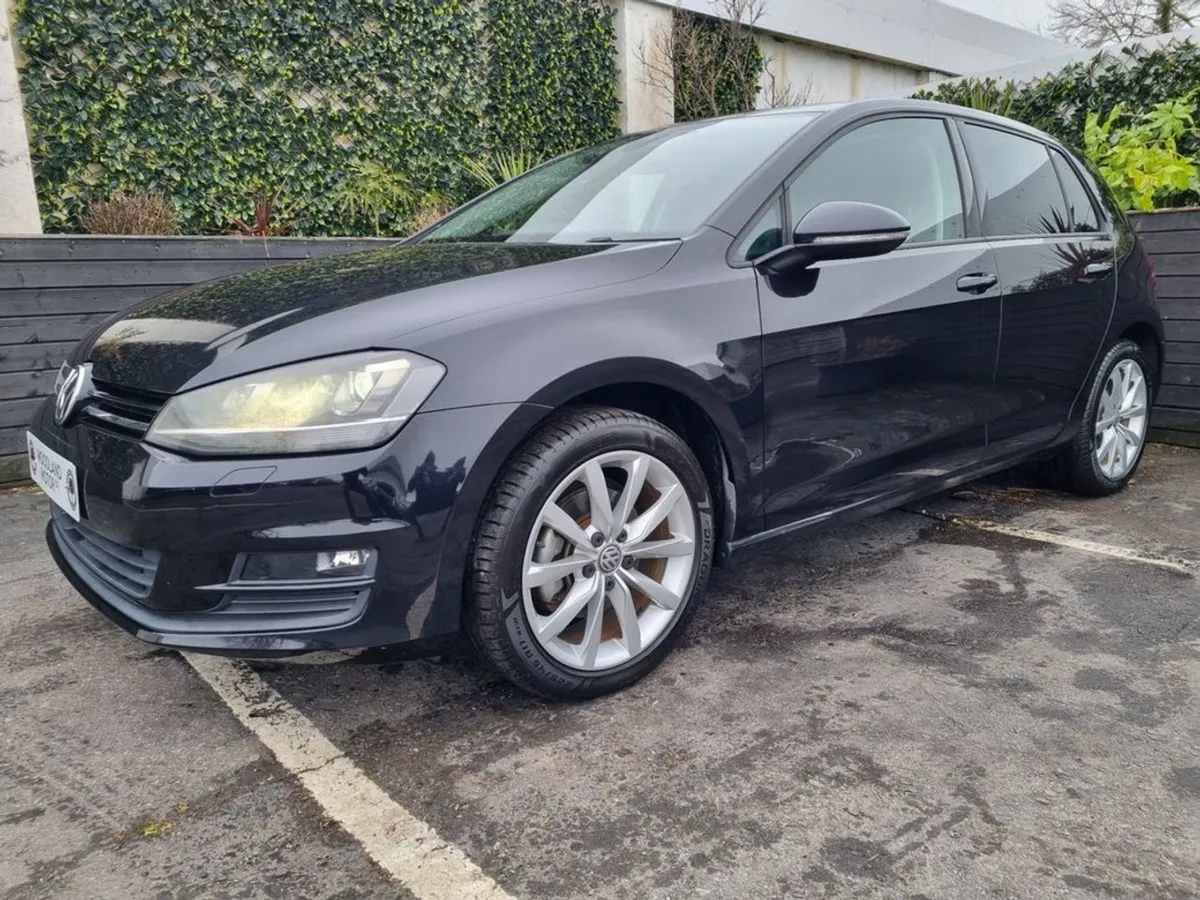 Volkswagen Golf 1.2 TSI Auto Comfortline 5DR / Lo - Image 1