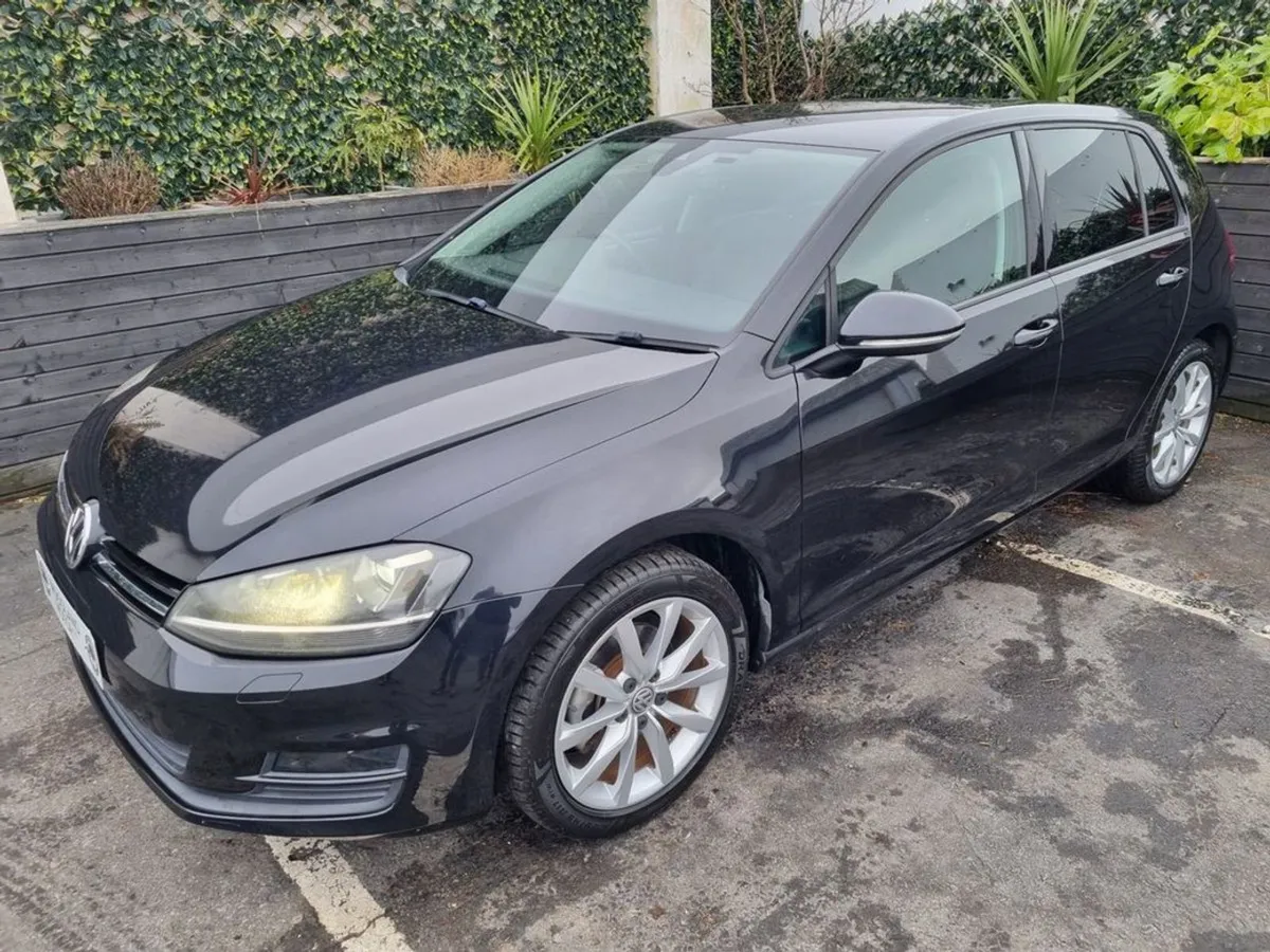 Volkswagen Golf 1.2 TSI Auto Comfortline 5DR / Lo - Image 2