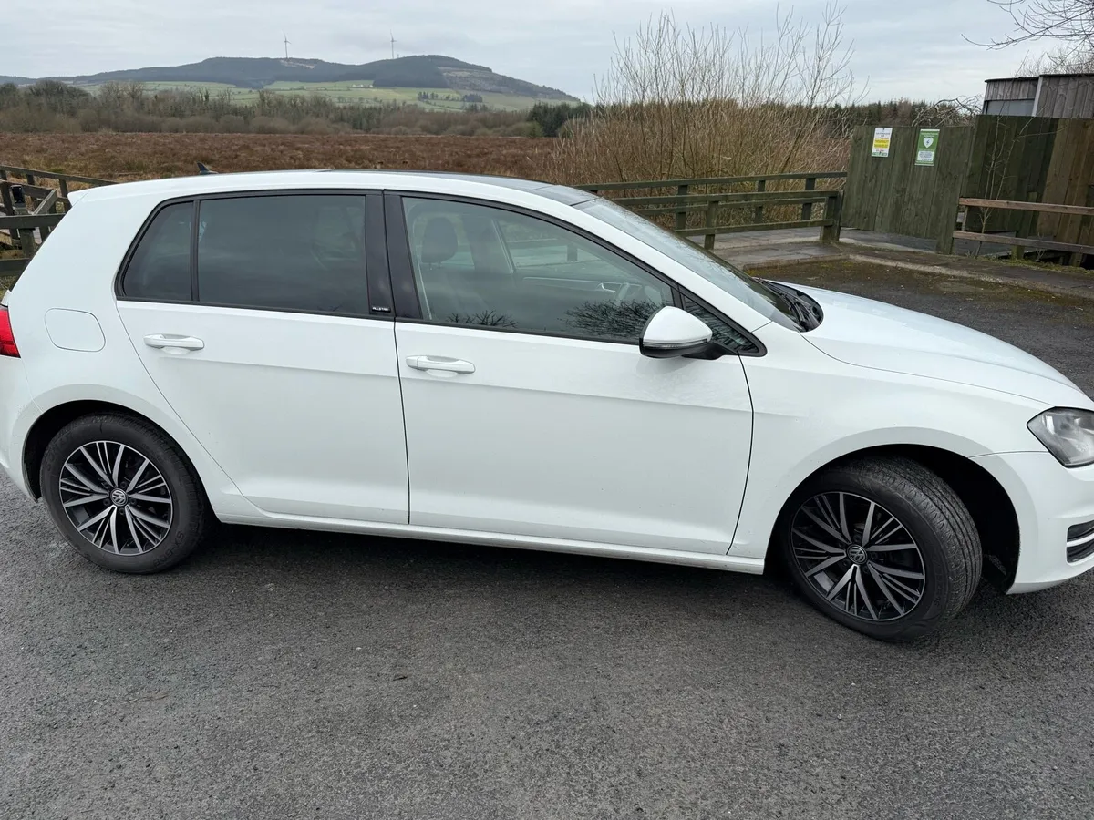 2017 VW Golf 1.6 TDi - Image 1