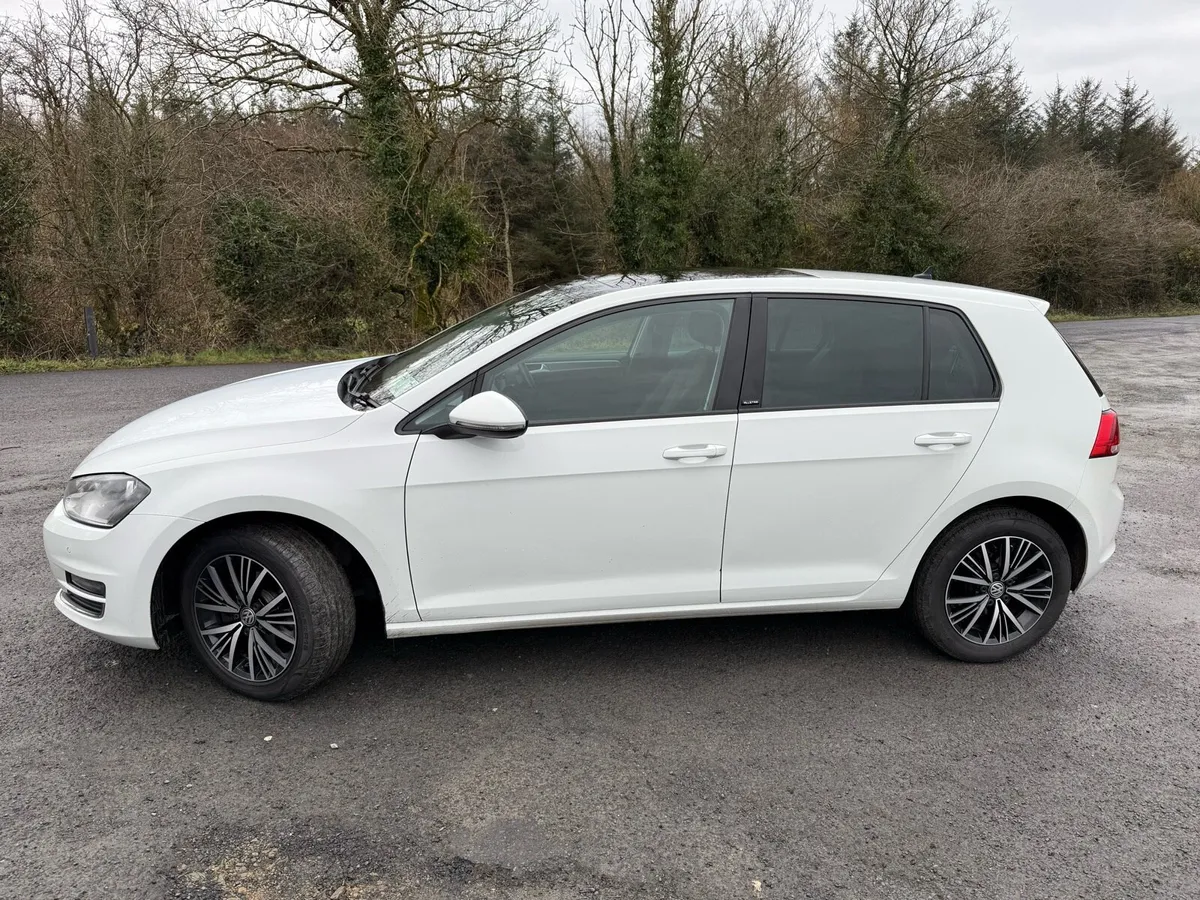 2017 VW Golf 1.6 TDi - Image 2
