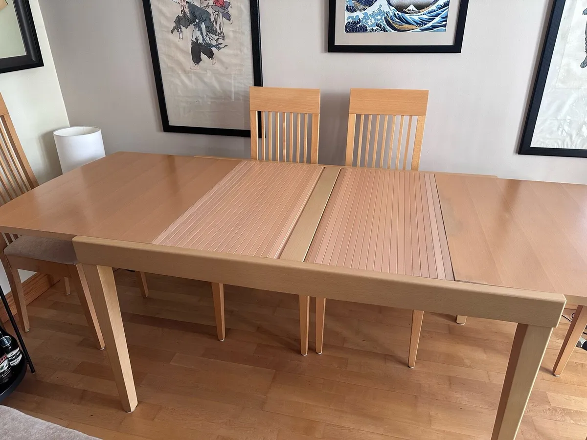 Dining table and 6 chairs - Image 4