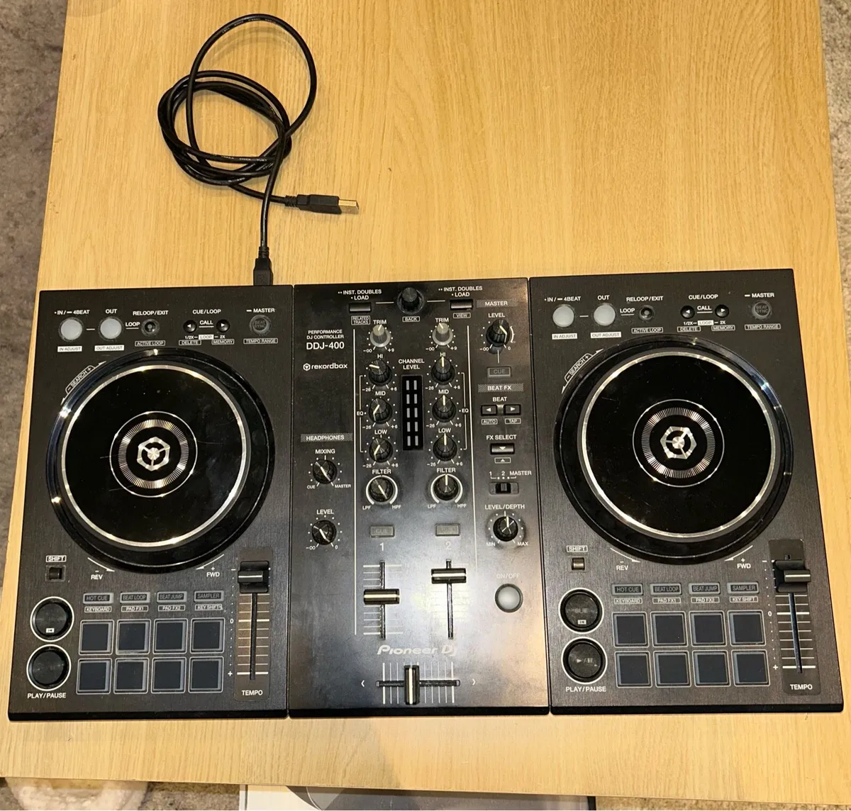 Pioneer DJ DDJ-400 GOLDバージョン（Pioneer DDJ-400 濾す）