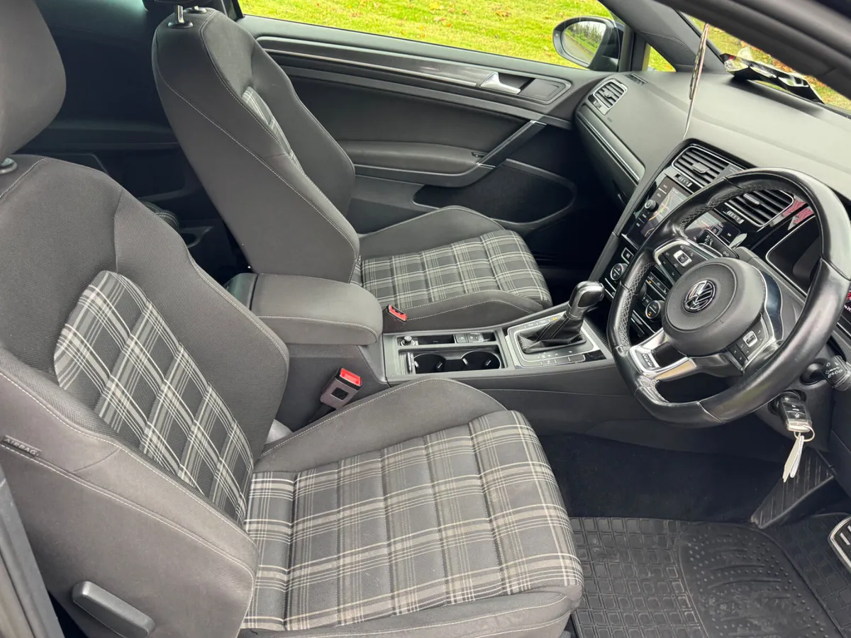 Volkswagen Golf 2018 GTD AUTO finance available - Image 4