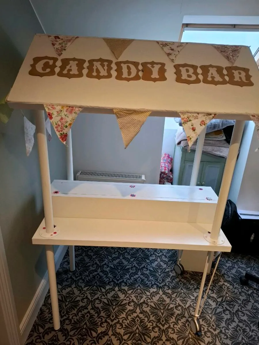 Candy cart - Image 1