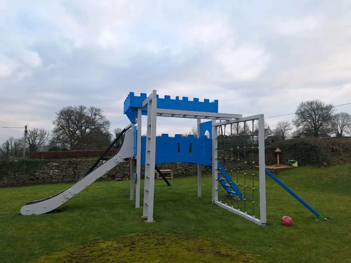 Playhouse - Image 2