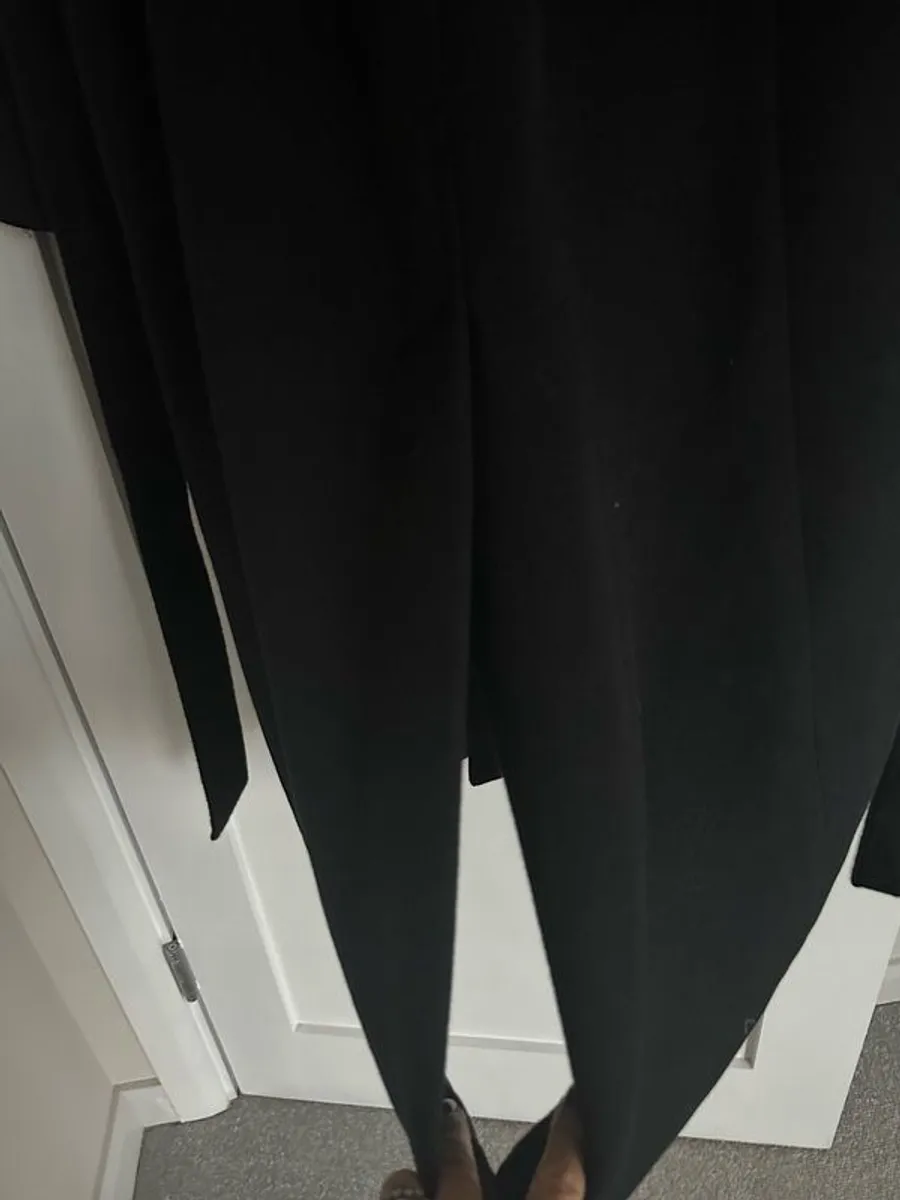 PRICE REDUCED Jasper Conran Black Ladies Wool Coat - Image 4