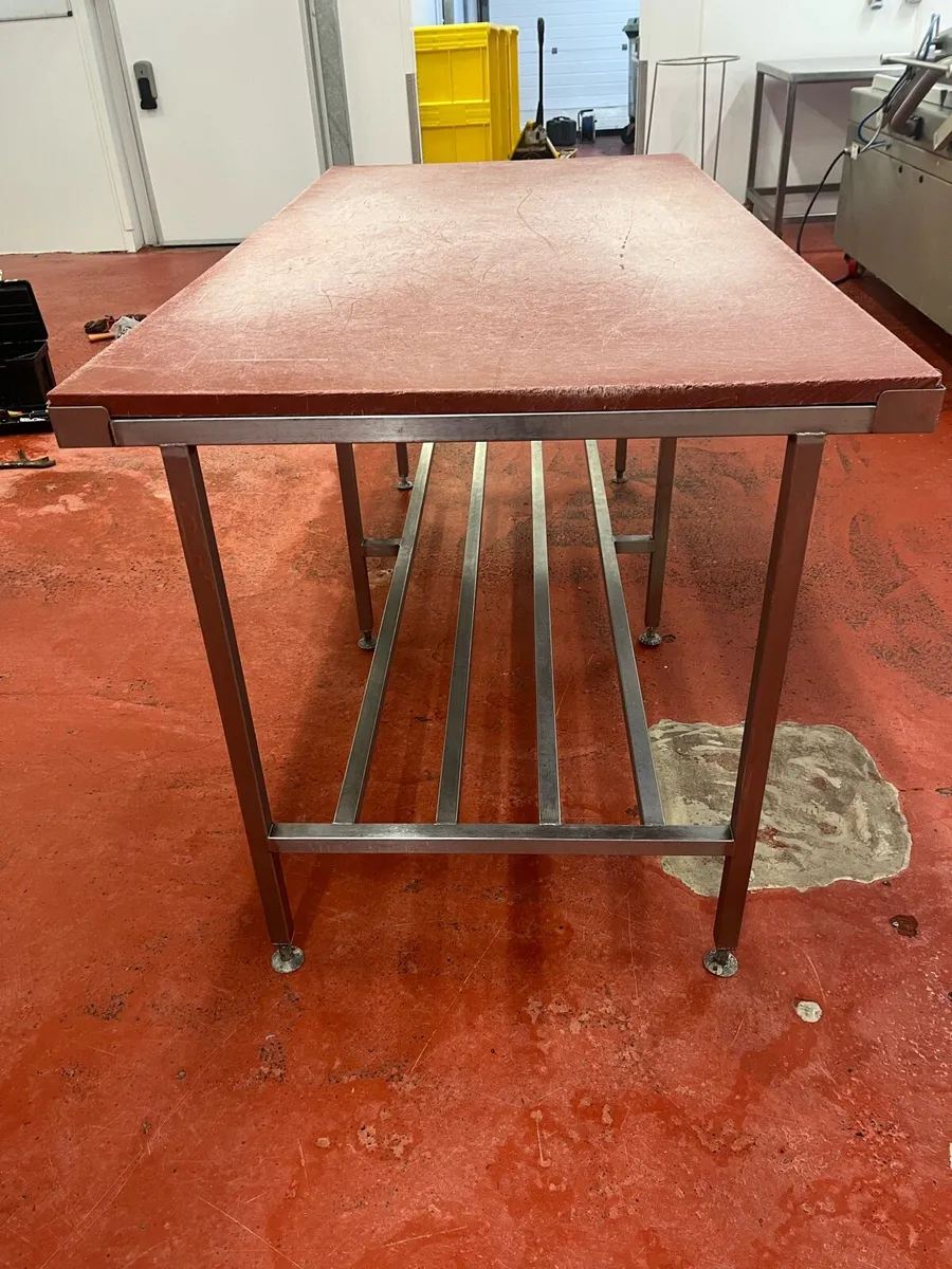 Meat cutting tables - Image 3