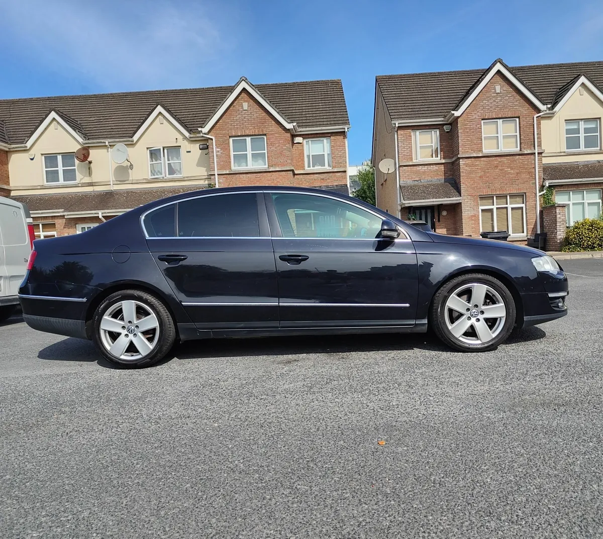 Volkswagen Passat 1.6 TDI Blue Motion - Image 3