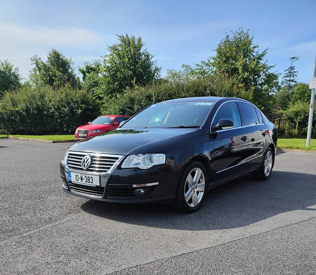 Volkswagen Passat 1.6 TDI Blue Motion - Image 1