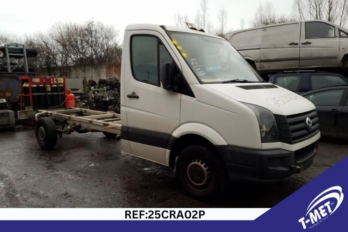 2016 VOLKSWAGEN CRAFTER BREAKING FOR PARTS - Image 1