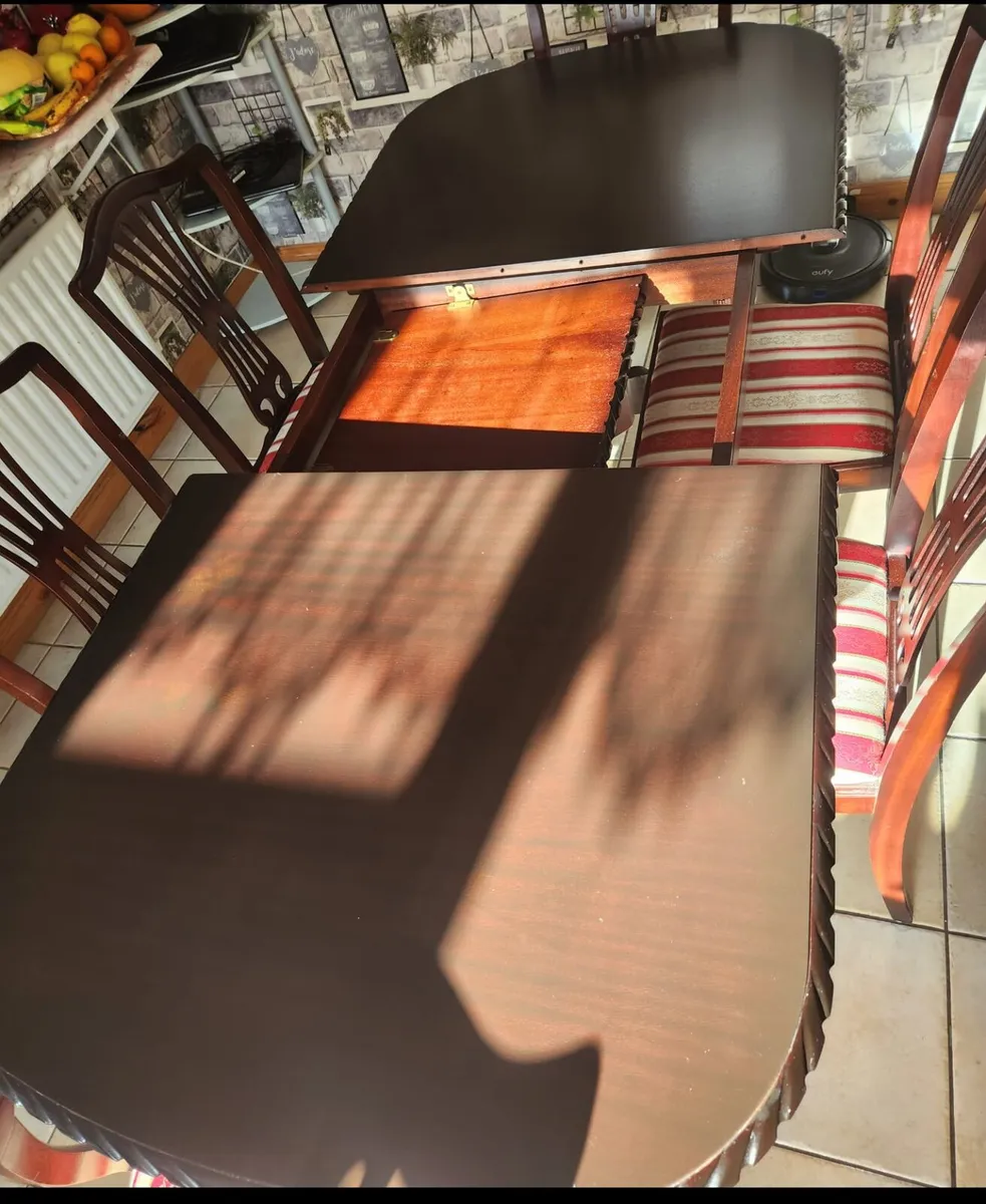 Dinning Table - Image 2