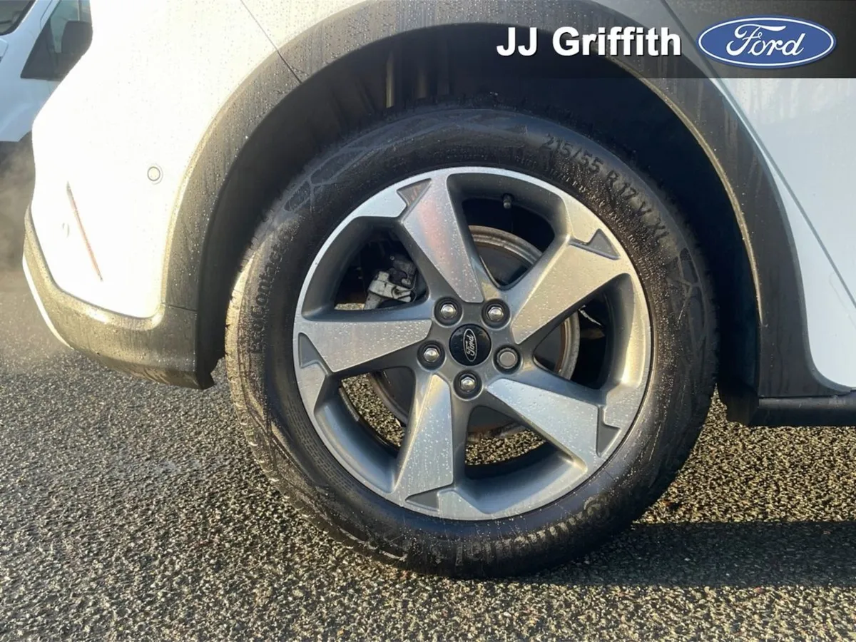 Ford Focus 1.0t Ecoboost Hybrid 125PS Active - Image 2