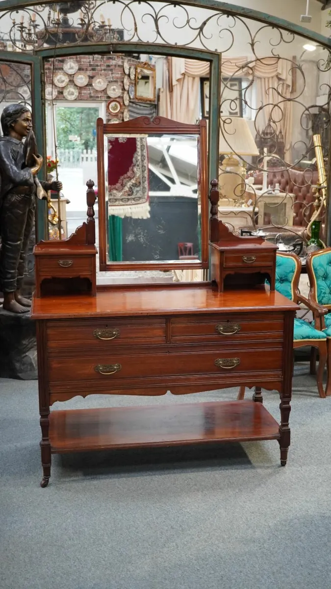 W. Snowdon Mahogany Dressing Table (c. 1876-1886) - Image 1