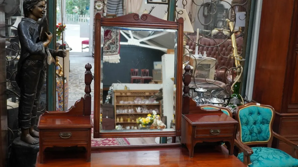 W. Snowdon Mahogany Dressing Table (c. 1876-1886) - Image 3