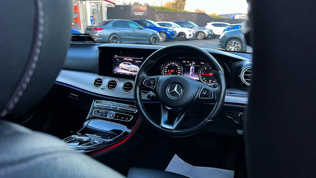 2017 (171) Mercedes-Benz E220 SE 197BHP - Image 4