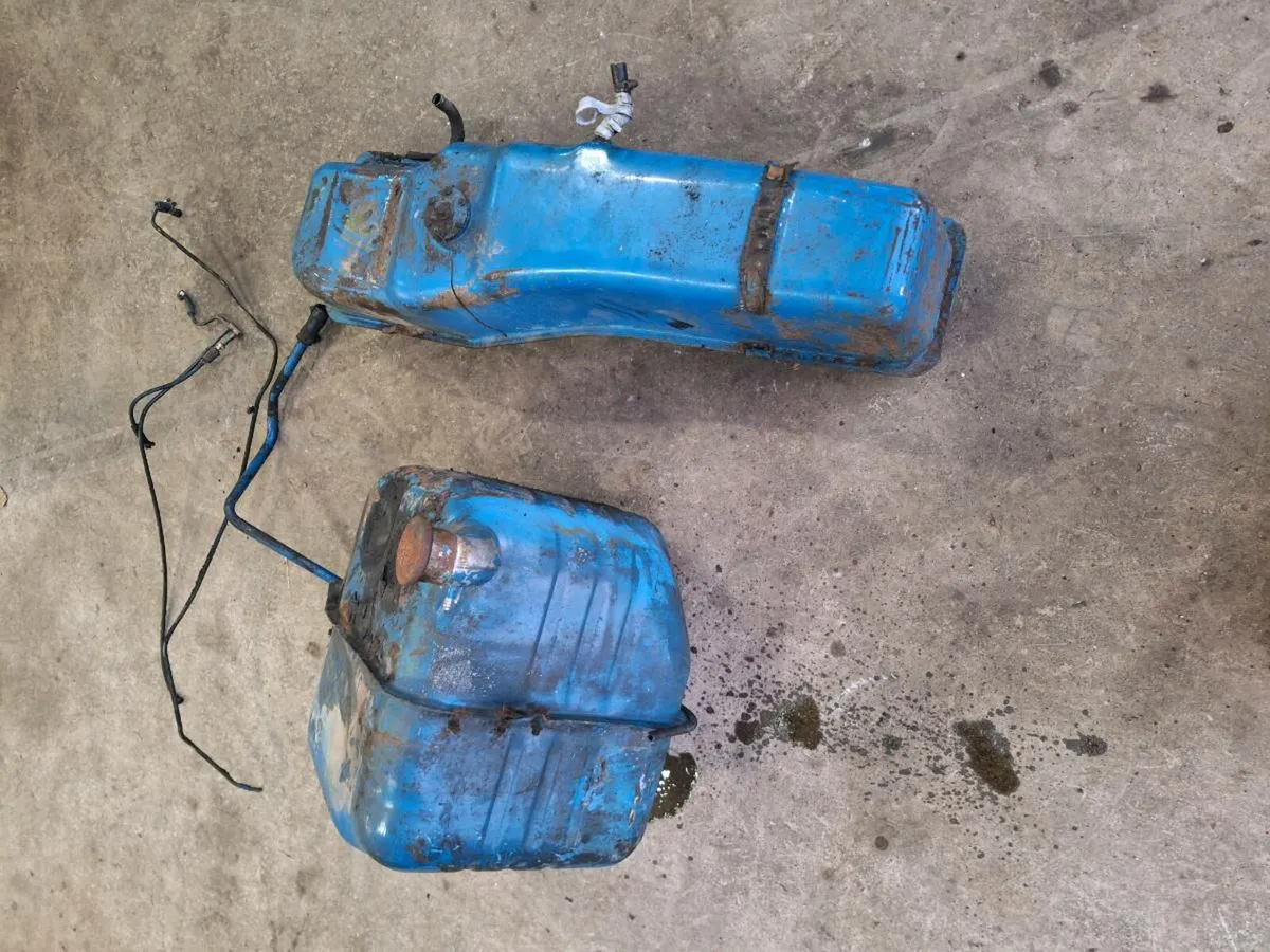 Ford 6610 7610 - Image 3