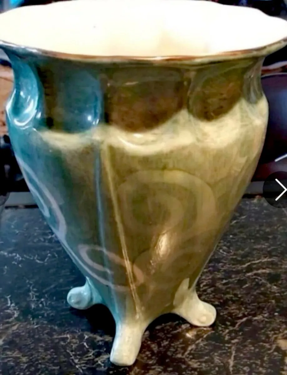 Royal Tara green signed vase - Image 2
