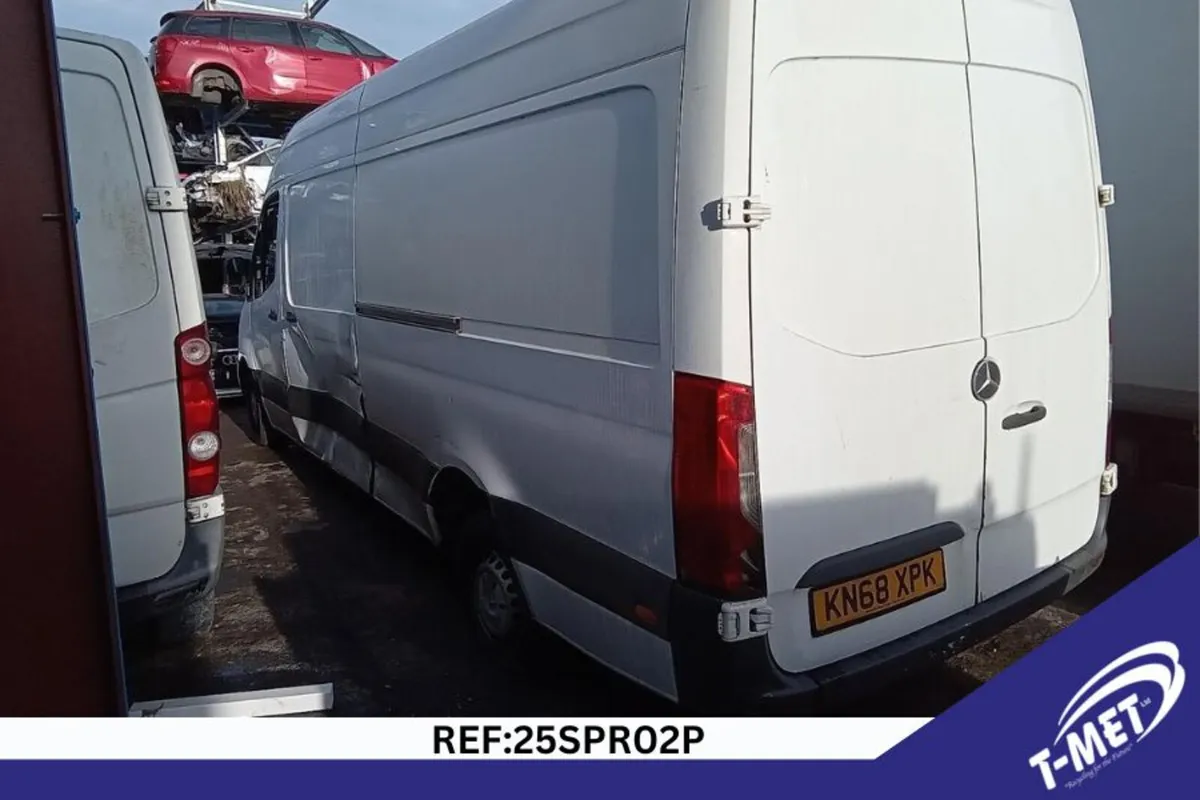 2018 MERCEDES SPRINTER BREAKING FOR PARTS - Image 3