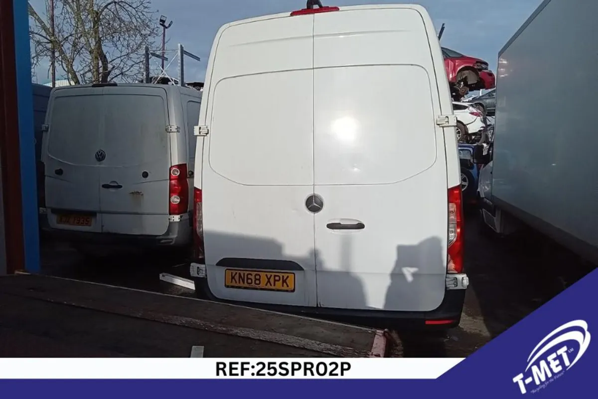 2018 MERCEDES SPRINTER BREAKING FOR PARTS - Image 4