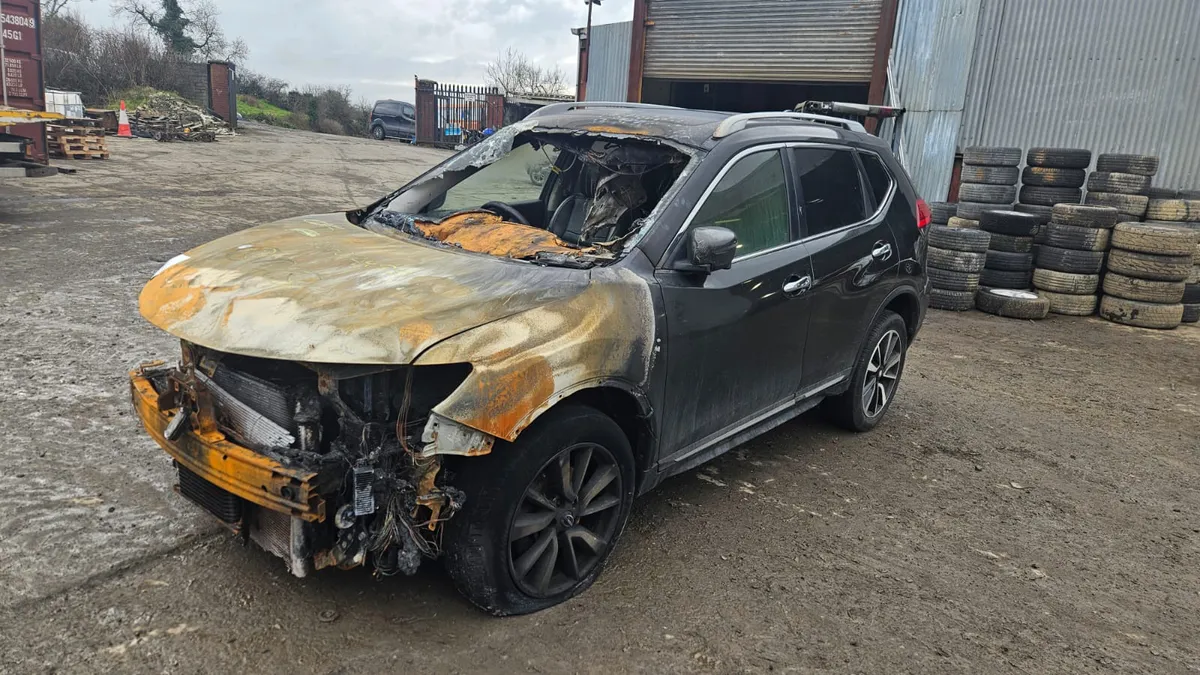 Breaking 2018 Nissan x-trail tekna - Image 1