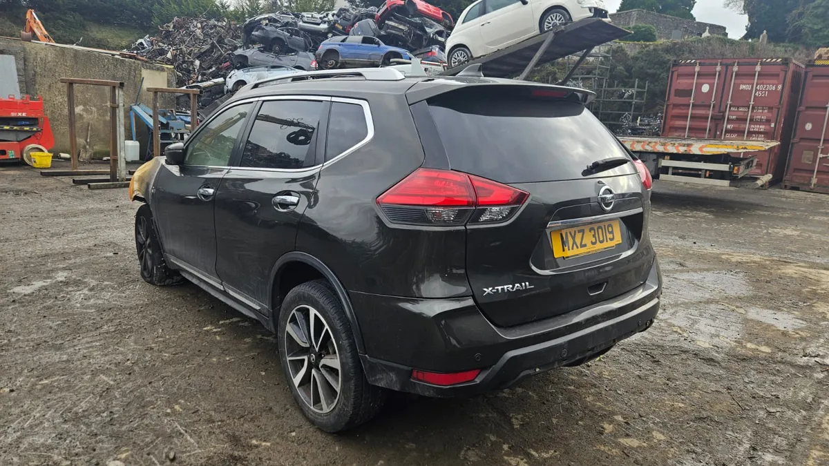 Breaking 2018 Nissan x-trail tekna - Image 2