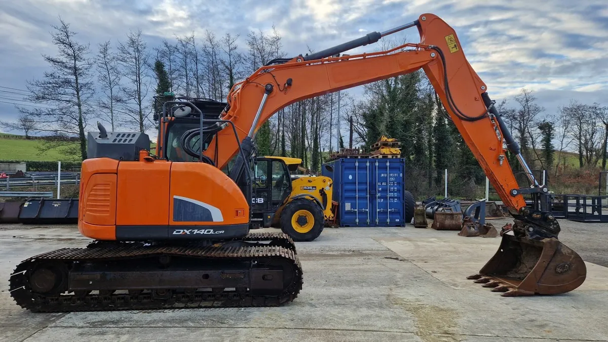 2018 Doosan DX140 LCR-5 - Image 1
