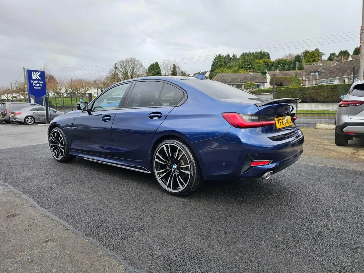 BMW 3 Series 2.0 320d Sport Auto Euro 6 (s/s) 4dr - Image 3