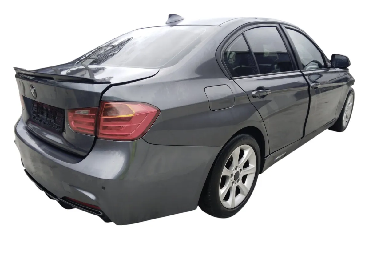 2012 BMW 3 SERIES For Breaking/Dismantling - Image 4