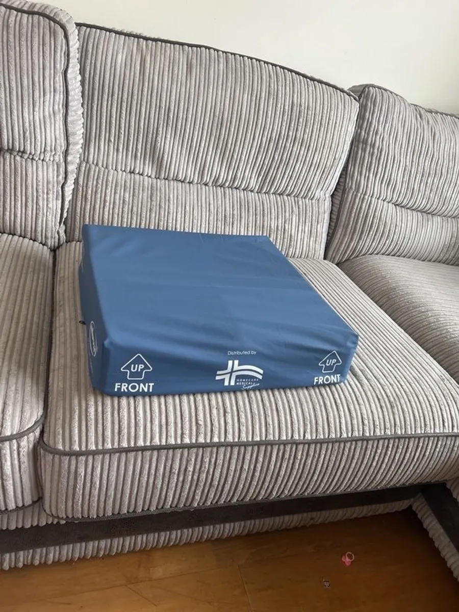 Alova ergonomic support cushion - Image 1