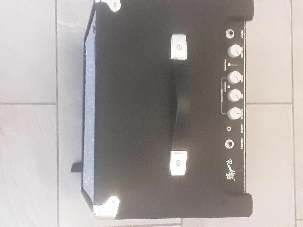 Fender rumble 25 amplifier - Image 3