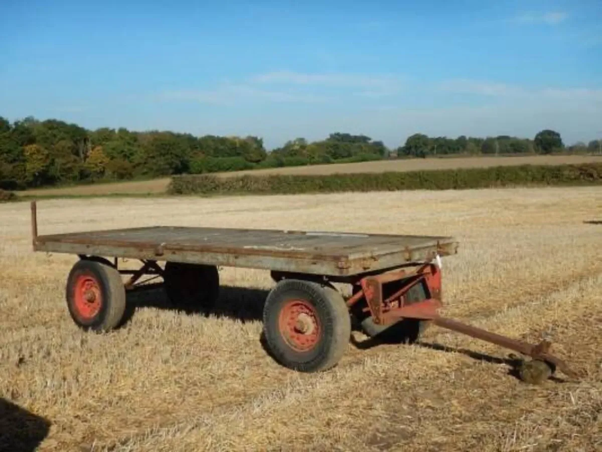 4 wheel turntable trailer - Image 2