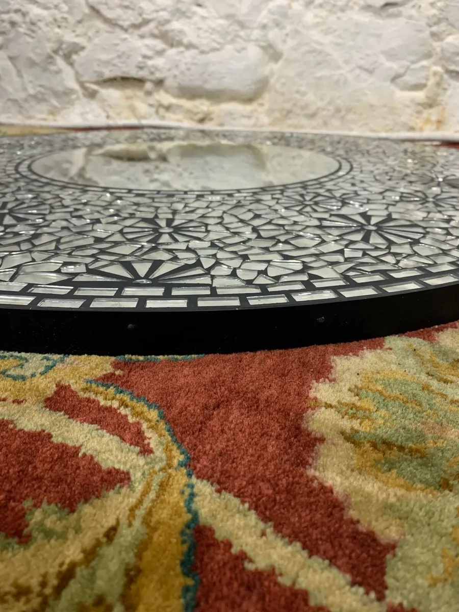 Large circular mosaic Mirror - Image 3