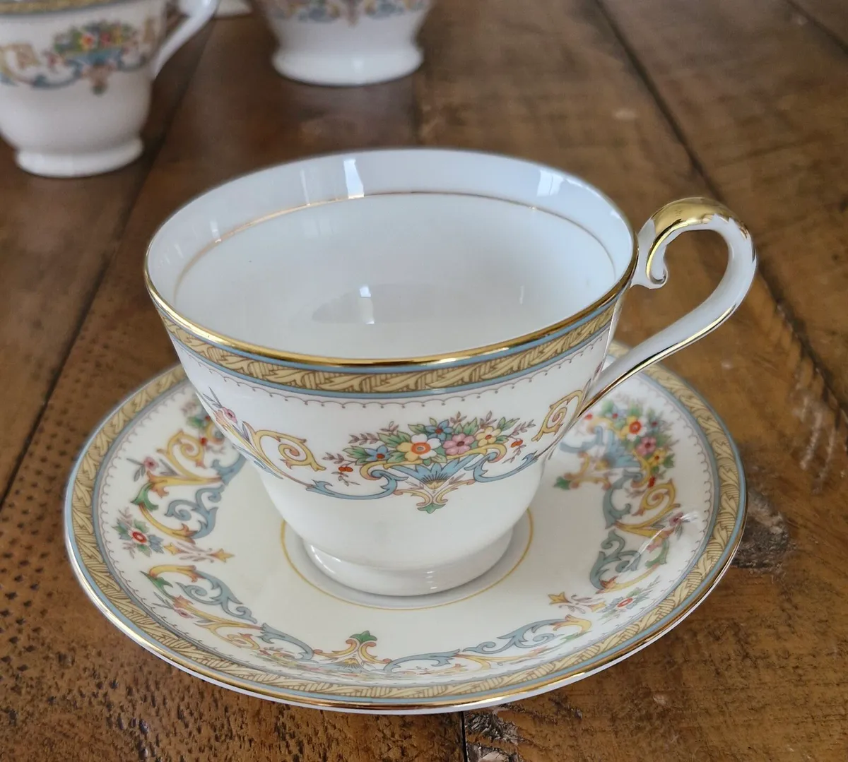 Aynsley Henley 39 piece Dinner Service - Image 3