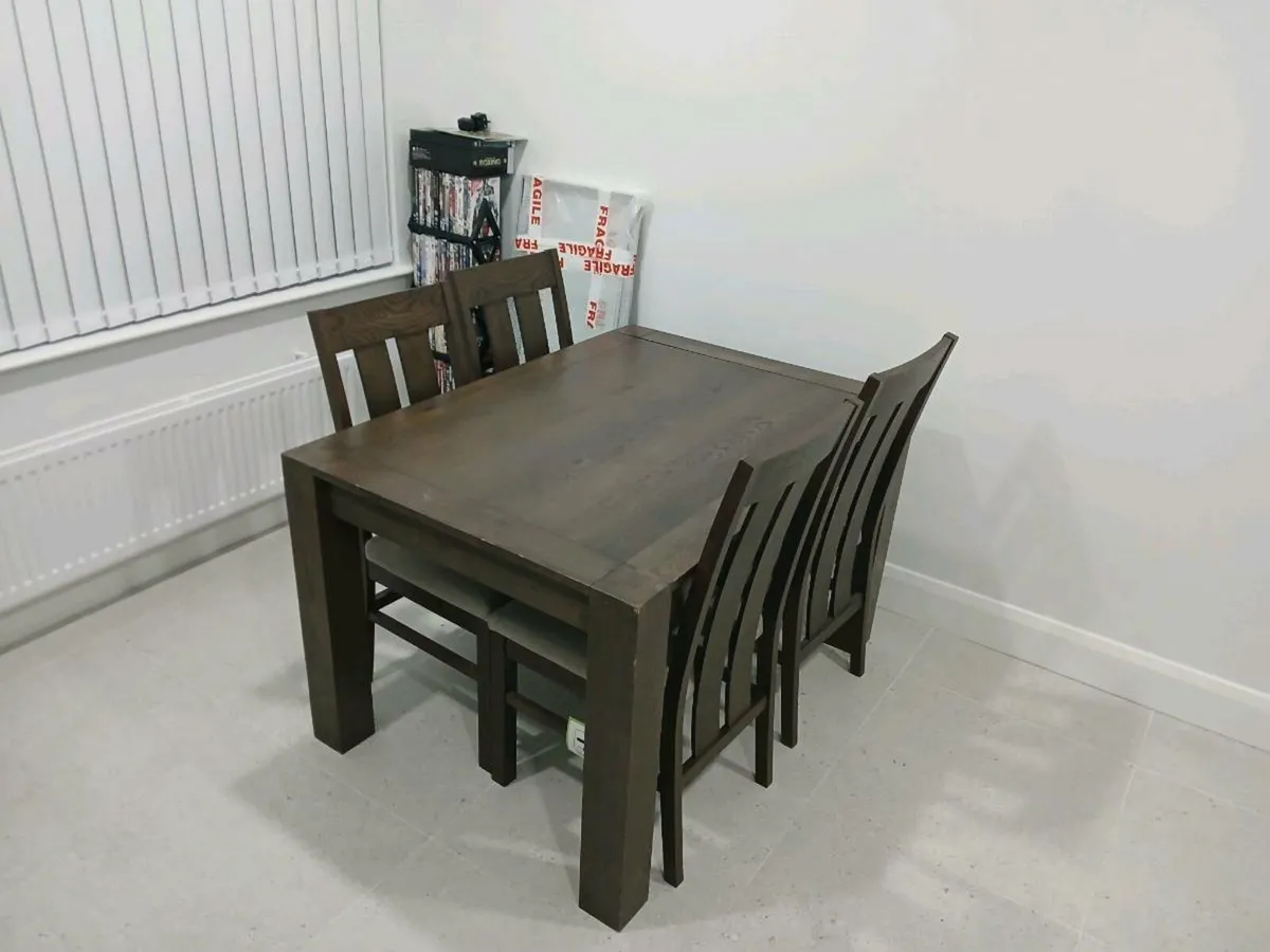Dining room table - Image 3