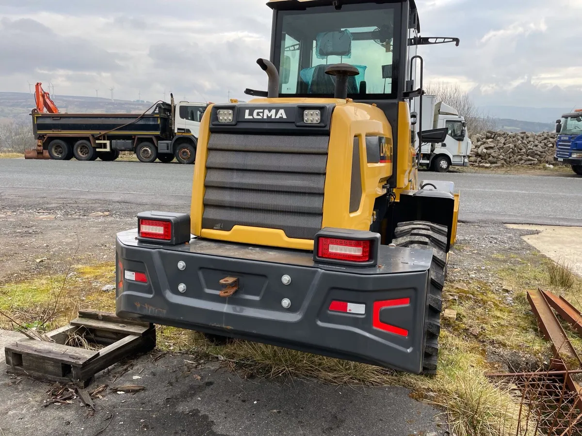 2023 LCMA LM940 loading shovel - Image 4