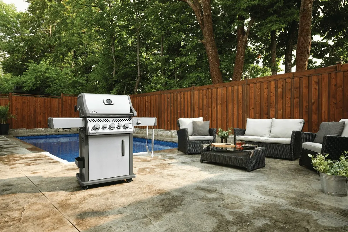 Napoleon BBQ  Rogue XT 425 SIB - Image 2