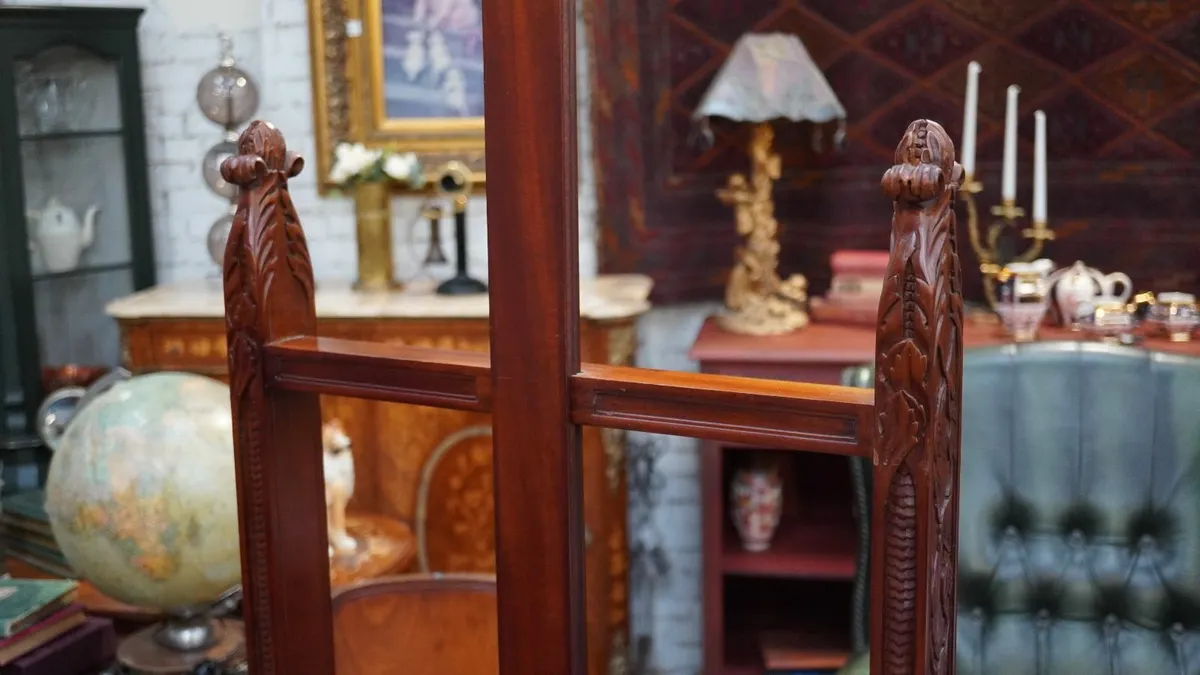 Exquisite Antique Carved Mahogany Easel - Image 4