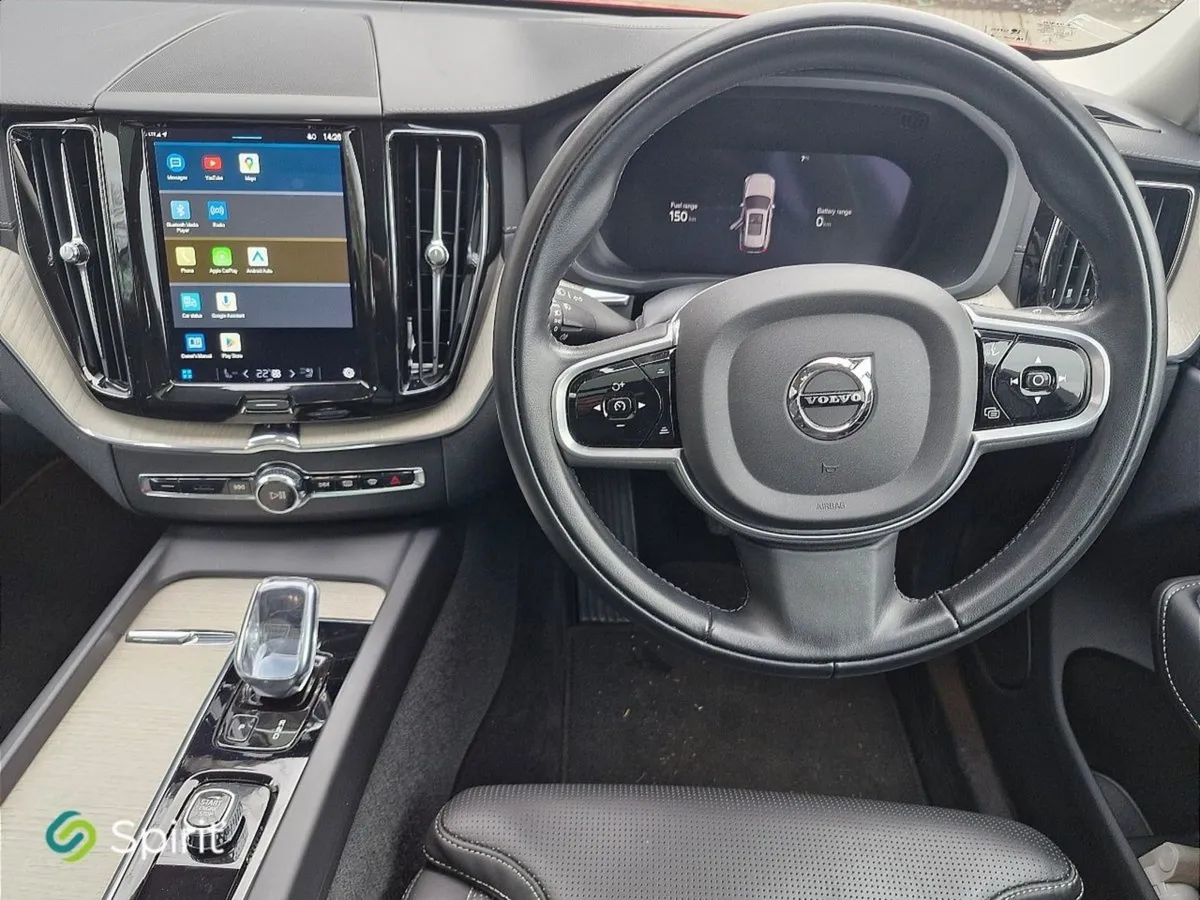 Volvo XC60 T8  plug In Hybrid  Inscription Pro Aw - Image 4