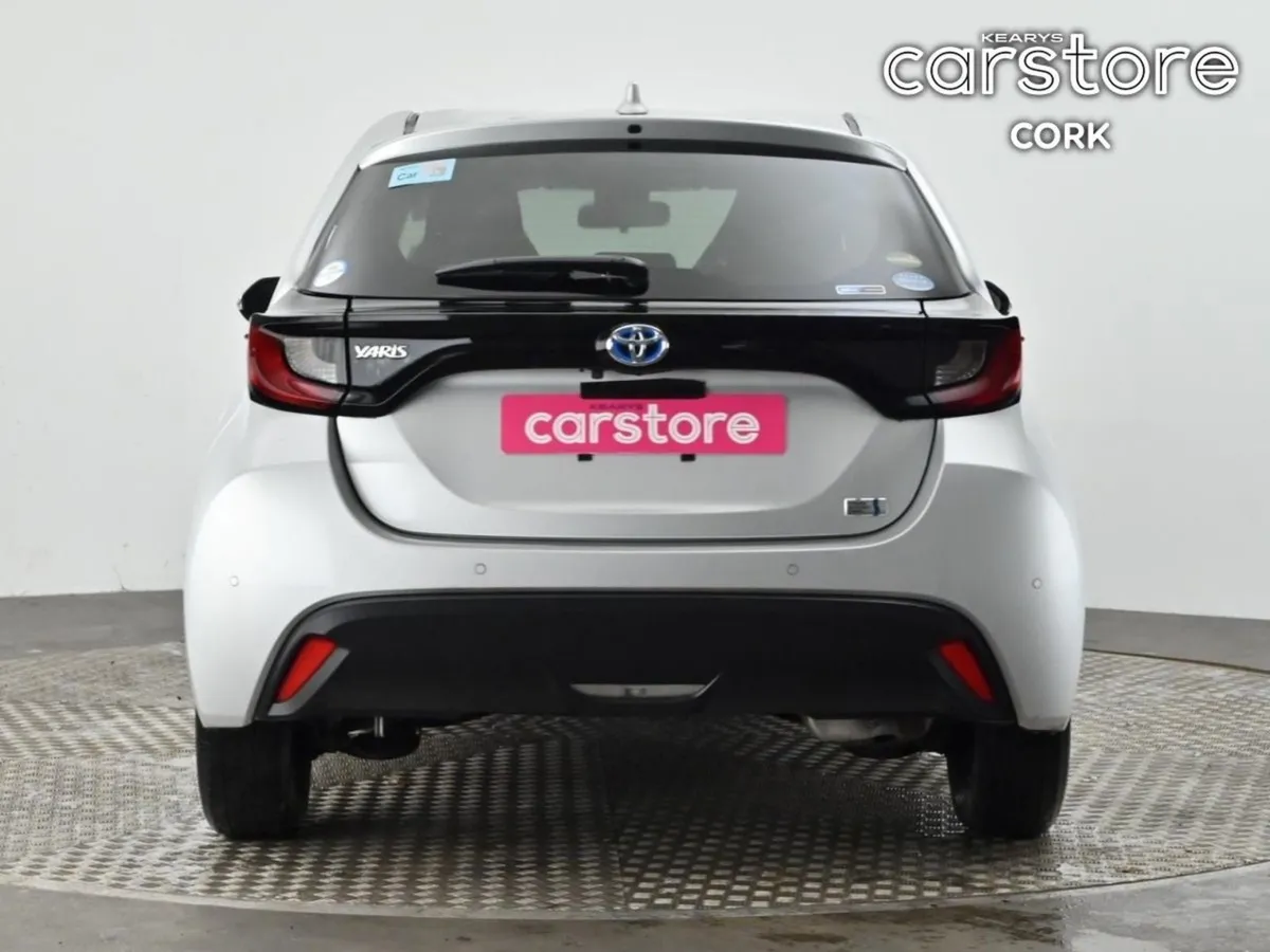 Toyota Yaris 1.5 Hybrid Auto - Image 4